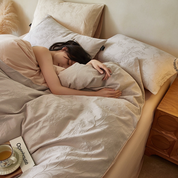 91家纺网 家纺一手货源 找家纺 风向标家纺 2025新款全棉纯棉提花磨毛四件套-蝶影繁花系列 繁花-馥香