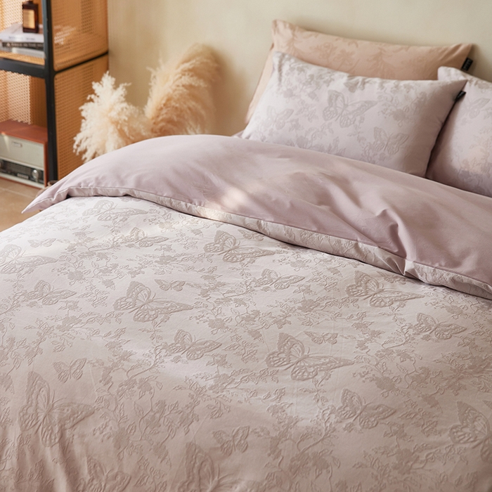 91家纺网 家纺一手货源 找家纺 风向标家纺 2025新款全棉纯棉提花磨毛四件套-蝶影繁花系列 蝶影-紫柔