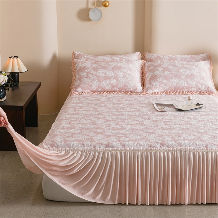 91家纺网 家纺一手货源 找家纺 （总）畅畅家纺 2025新款PE凉感豆豆冰豆豆冰丝床裙款三件套