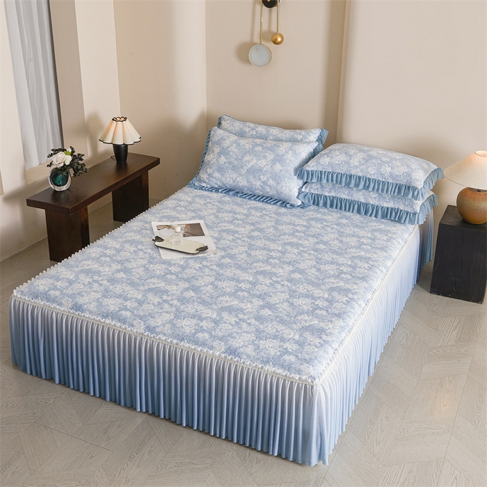 91家纺网 家纺一手货源 找家纺 畅畅家纺 2025新款PE凉感豆豆冰豆豆冰丝床裙款三件套 蓝玫瑰