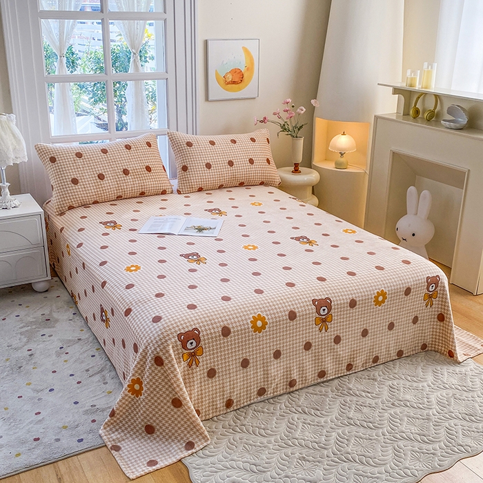 91家纺网 家纺一手货源 找家纺 优米家纺 2025新款加厚舒适牛奶绒床单床单单件 快乐小熊