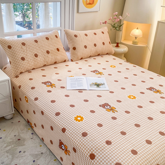 91家纺网 家纺一手货源 找家纺 优米家纺 2025新款加厚舒适牛奶绒床单床单单件 快乐小熊