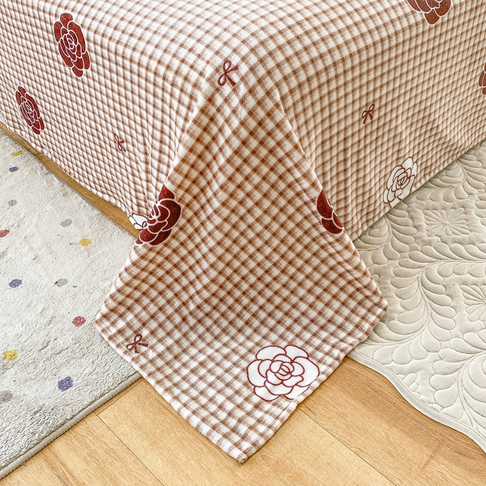 91家纺网 家纺一手货源 找家纺 优米家纺 2025新款加厚舒适牛奶绒床单床单单件 山茶花