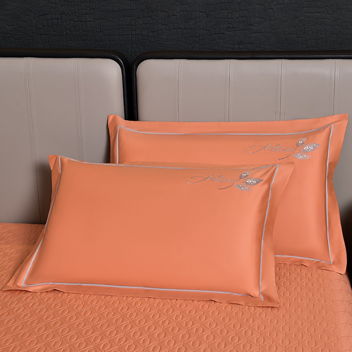 91家纺网 家纺一手货源 找家纺 （总）畅畅家纺 2025新款全棉活性喷气简约轻奢刺绣夹棉床盖款四件套-雅韵