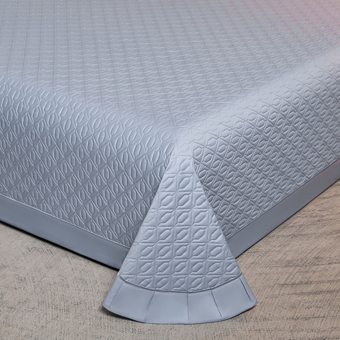 91家纺网 家纺一手货源 找家纺 畅畅家纺 2025新款全棉活性喷气简约轻奢刺绣夹棉床盖款四件套-雅韵 雅韵-灰兰