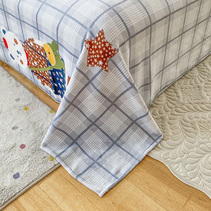 91家纺网 家纺一手货源 找家纺 优米家纺 2025新款加厚舒适牛奶绒床单床单单件 星空小熊