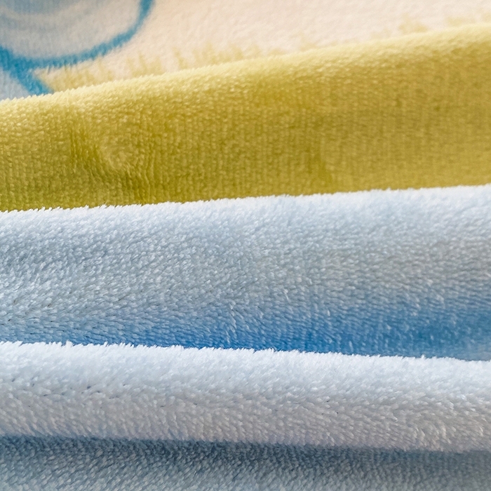 91家纺网 家纺一手货源 找家纺 优米家纺 2025新款加厚舒适牛奶绒床单床单单件 炫彩花朵