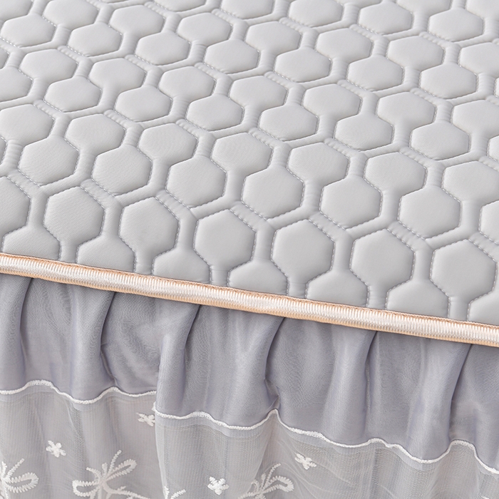 91家纺网 家纺一手货源 找家纺 畅畅家纺 2025新款夏季凉感丝唯美纯色凉席夏被四件套 唯美-经典灰