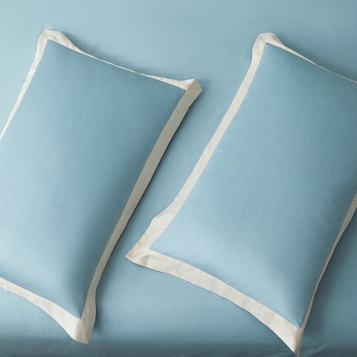 91家纺网 家纺一手货源 找家纺 柔觉家纺 新款50*50双股长绒棉纯色拼角四件套 雅-秋波蓝