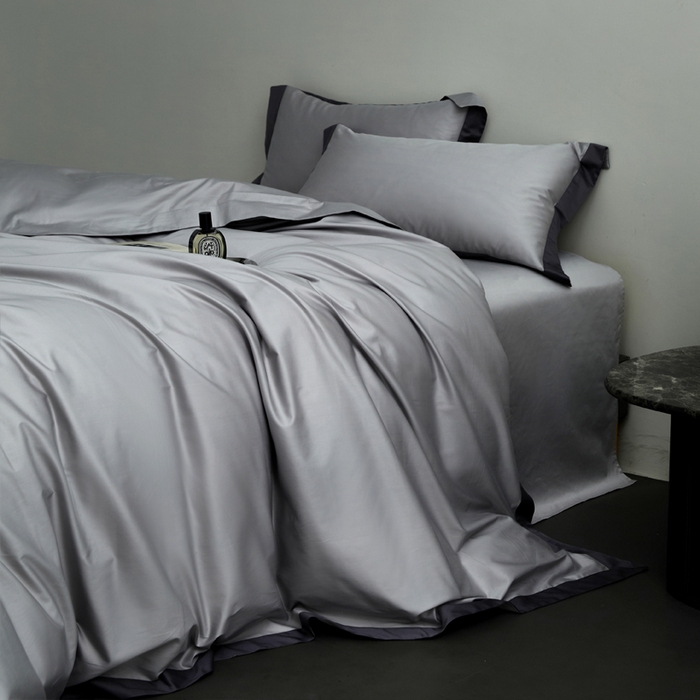 柔觉家纺 新款50*50双股长绒棉纯色拼角四件套 雅-圣雅银