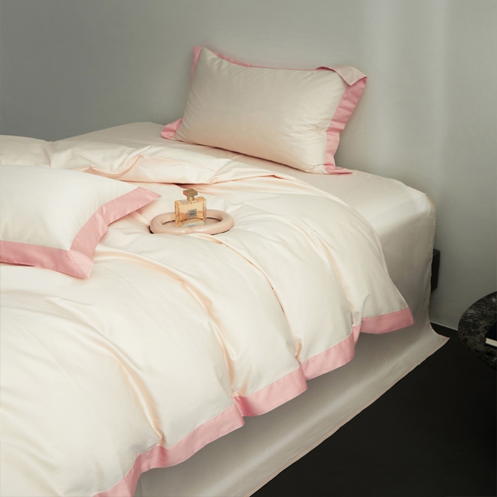 91家纺网 家纺一手货源 找家纺 柔觉家纺 新款50*50双股长绒棉纯色拼角四件套 雅-香草粉