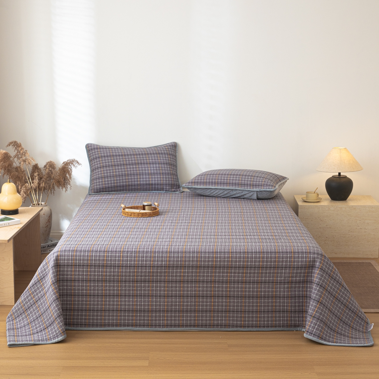 91家纺网 家纺一手货源 找家纺 简宜家居（朝初家纺） 2025新款全棉纯棉色织水洗棉床盖 流苏紫