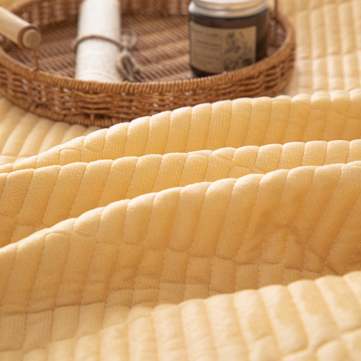 91家纺网 家纺一手货源 找家纺 简宜家居（朝初家纺） 2025新款全棉纯棉色织水洗棉床盖 黄小格