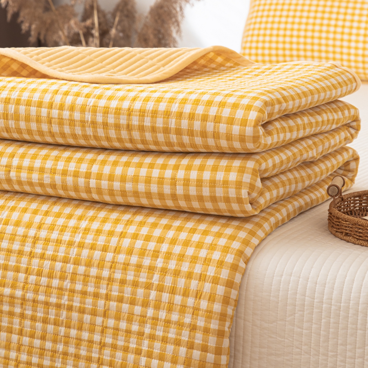 91家纺网 家纺一手货源 找家纺 简宜家居（朝初家纺） 2025新款全棉纯棉色织水洗棉床盖 黄小格