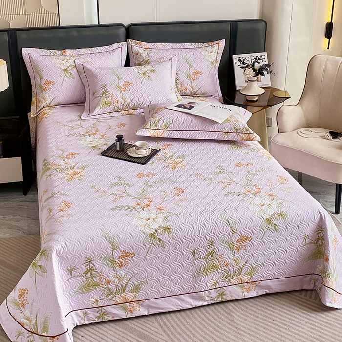 91家纺网 家纺一手货源 找家纺 畅畅家纺 2025春夏款13372全棉纯棉活性印花床盖夹棉加厚绗缝防滑床罩 春盛-紫