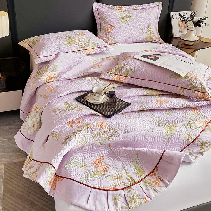 91家纺网 家纺一手货源 找家纺 畅畅家纺 2025春夏款13372全棉纯棉活性印花床盖夹棉加厚绗缝防滑床罩 春盛-紫