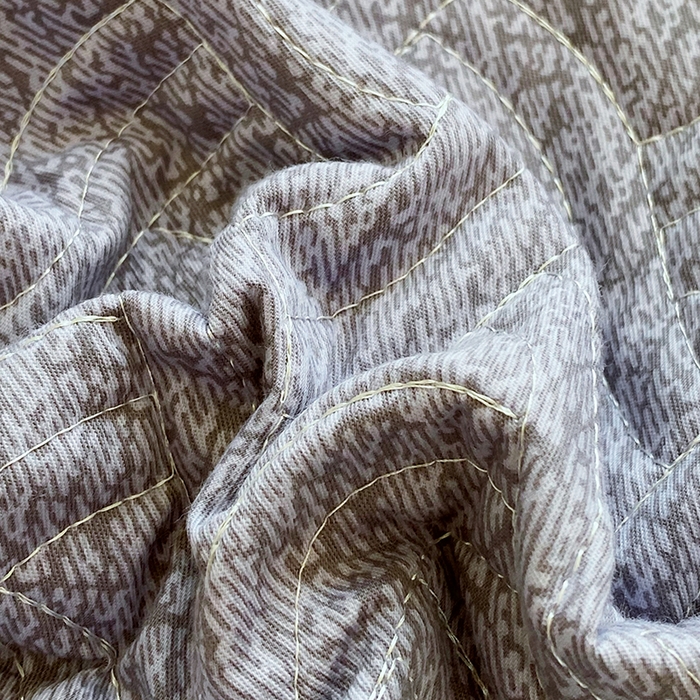 91家纺网 家纺一手货源 找家纺 畅畅家纺 2025春夏款13372全棉纯棉活性印花床盖夹棉加厚绗缝防滑床罩 芙光