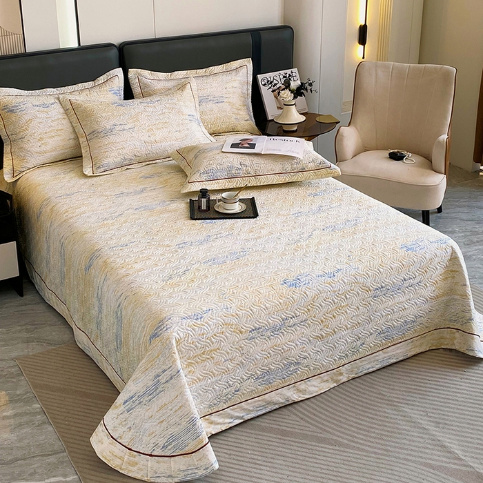 91家纺网 家纺一手货源 找家纺 畅畅家纺 2025春夏款13372全棉纯棉活性印花床盖夹棉加厚绗缝防滑床罩 简兮