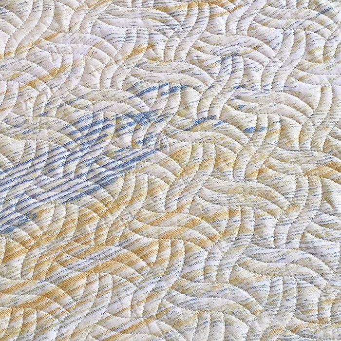 91家纺网 家纺一手货源 找家纺 畅畅家纺 2025春夏款13372全棉纯棉活性印花床盖夹棉加厚绗缝防滑床罩 简兮