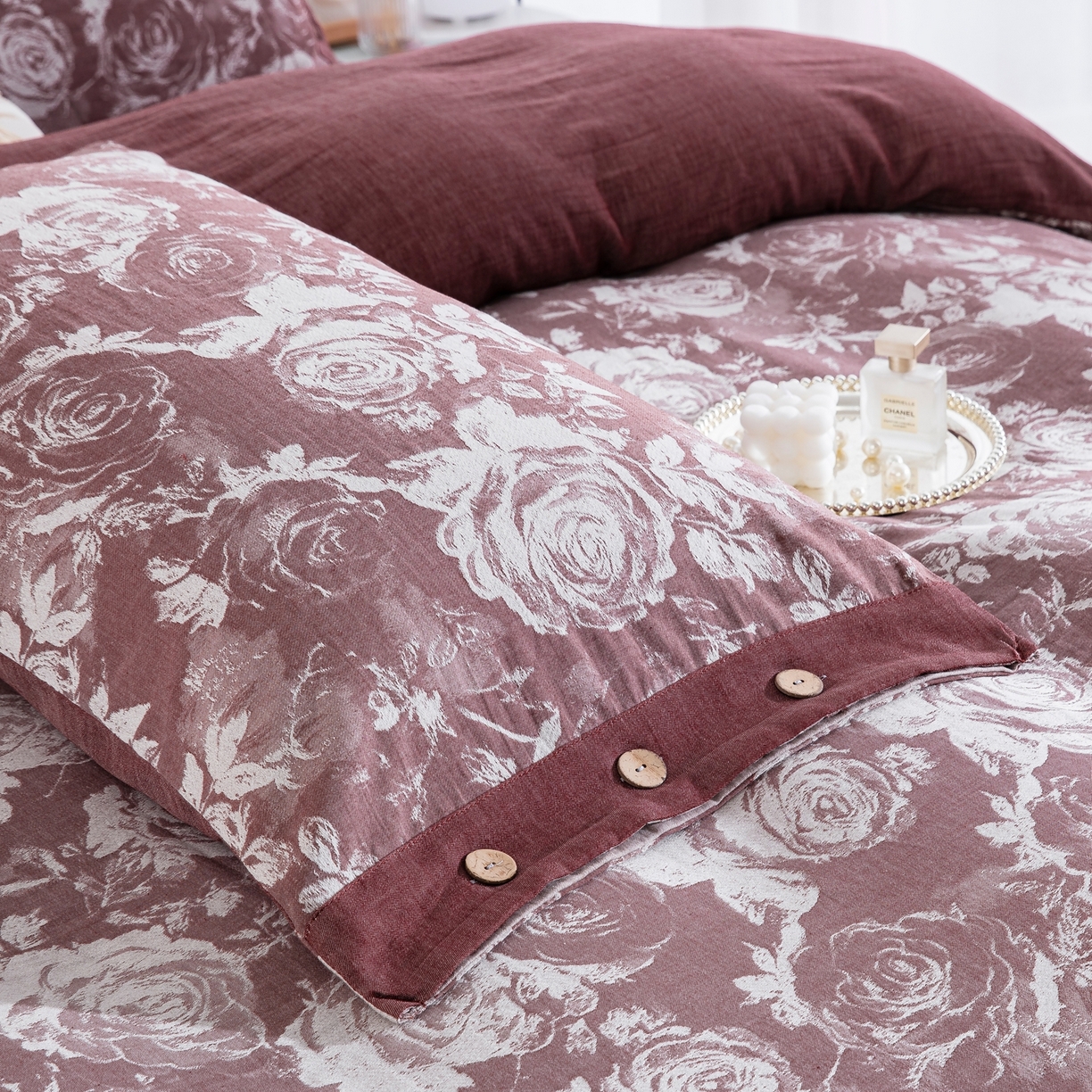 91家纺网 家纺一手货源 找家纺 （总）双层纱家居 2025新款全棉色织提花四件套-玫瑰庄园