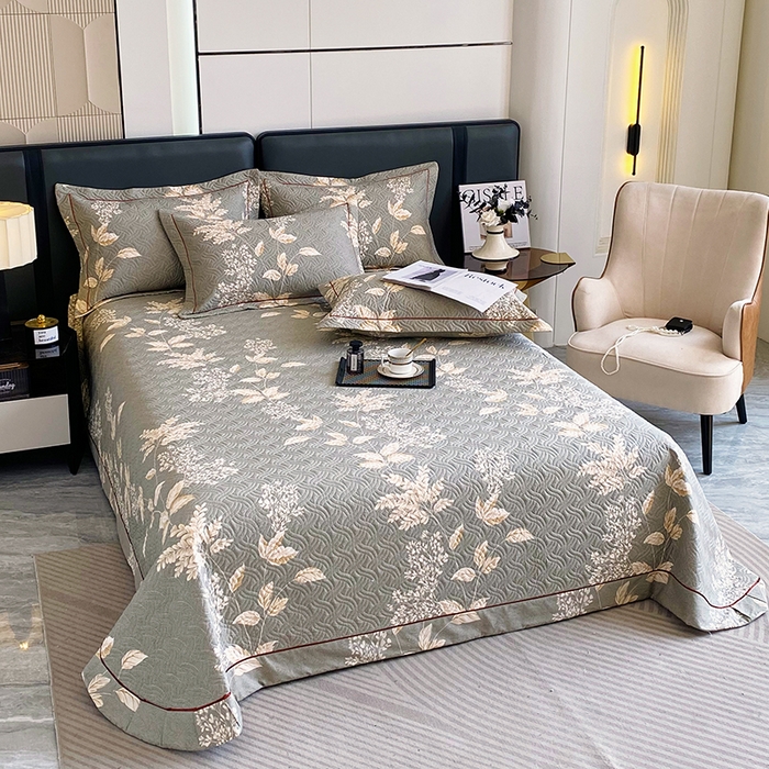 91家纺网 家纺一手货源 找家纺 畅畅家纺 2025春夏款13372全棉纯棉活性印花床盖夹棉加厚绗缝防滑床罩 枝繁叶茂灰