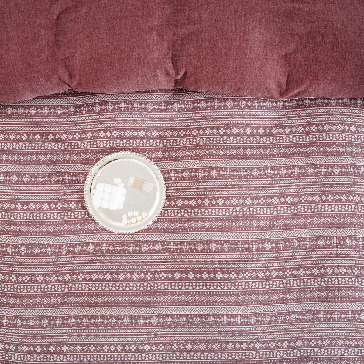 91家纺网 家纺一手货源 找家纺 双层纱家居 2025新款全棉色织提花四件套-布拉格 布拉格-豆沙