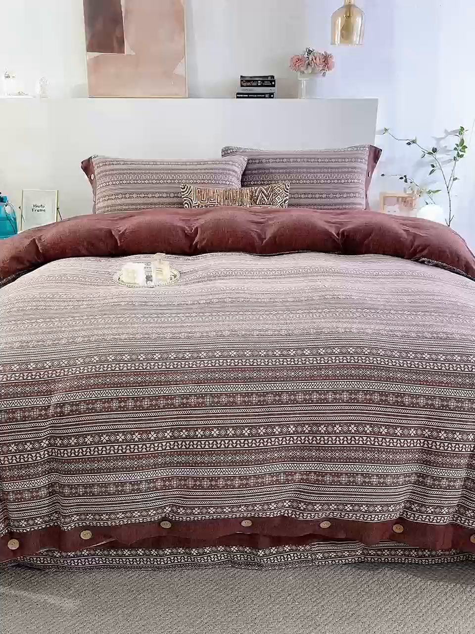 91家纺网 家纺一手货源 找家纺 双层纱家居 2025新款全棉色织提花四件套-布拉格 布拉格-豆沙