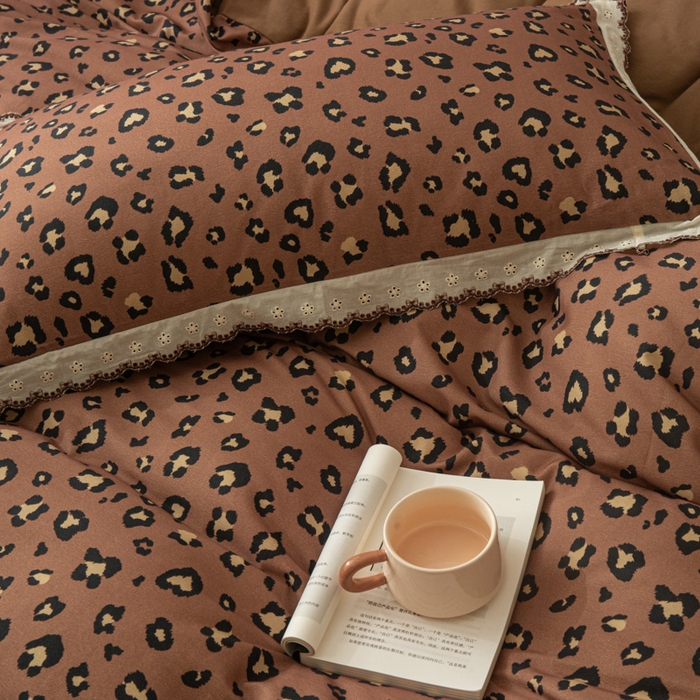 91家纺网 家纺一手货源 找家纺 优米家纺 2025新款A类加厚全棉纯棉磨毛提花四件套（提供买家秀） 豹纹（红）