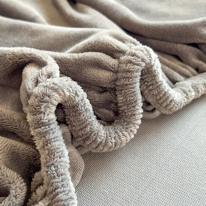 91家纺网 家纺一手货源 找家纺 （总）丽美人家纺 2025秋冬新款牛奶绒纯色单床笠