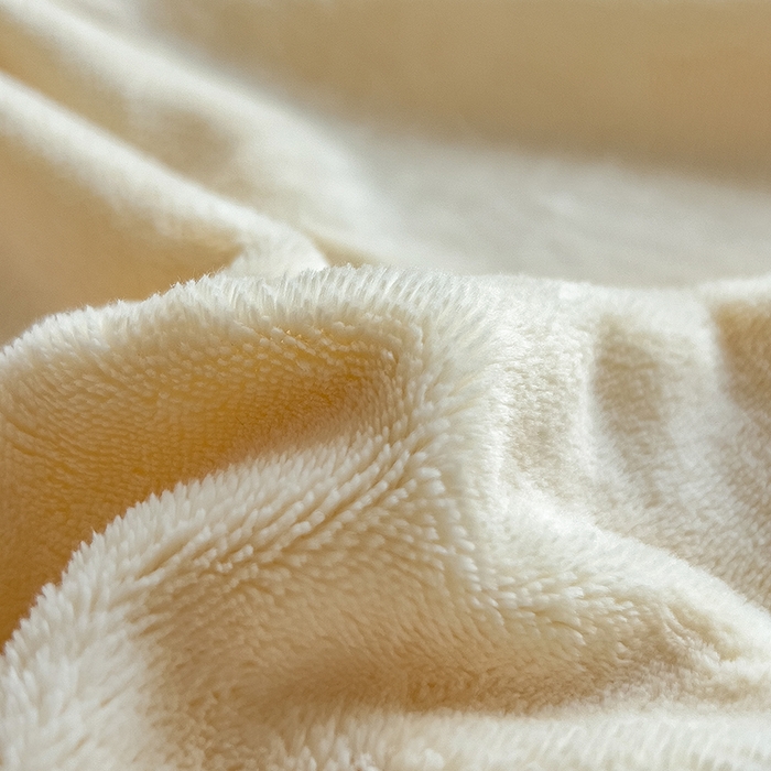 91家纺网 家纺一手货源 找家纺 丽美人家纺 2025秋冬新款牛奶绒纯色单床笠 茶花白