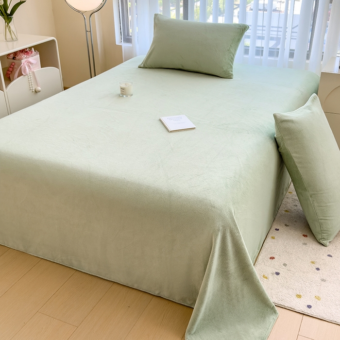 91家纺网 家纺一手货源 找家纺 丽美人家纺 2025秋冬新款牛奶绒纯色单床单 藕荷绿