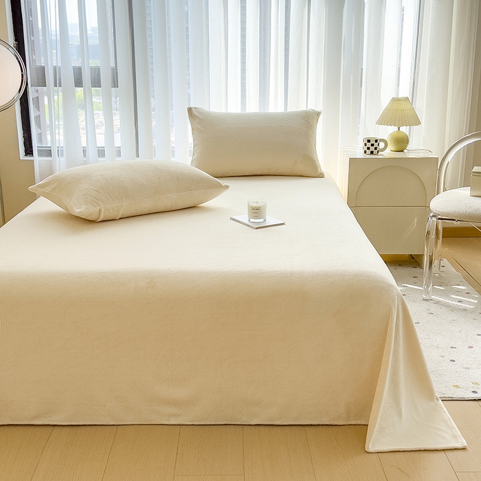 91家纺网 家纺一手货源 找家纺 丽美人家纺 2025秋冬新款牛奶绒纯色单床单 茶花白