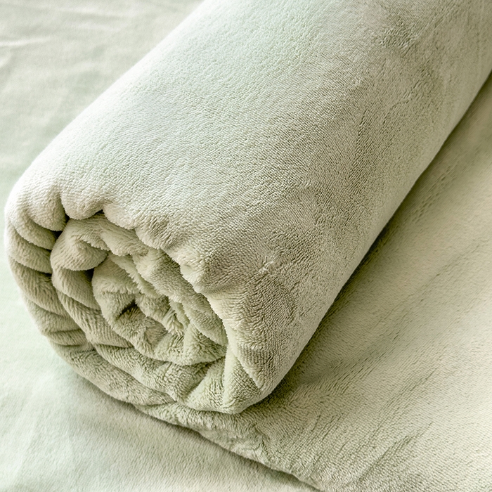 91家纺网 家纺一手货源 找家纺 丽美人家纺 2025秋冬新款牛奶绒纯色单床单 藕荷绿