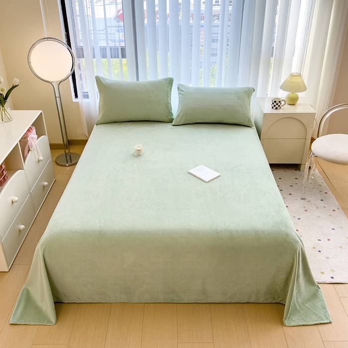 91家纺网 家纺一手货源 找家纺 丽美人家纺 2025秋冬新款牛奶绒纯色单床单 藕荷绿