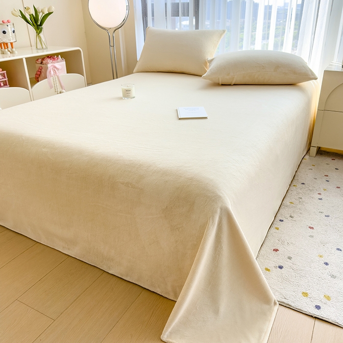 91家纺网 家纺一手货源 找家纺 丽美人家纺 2025秋冬新款牛奶绒纯色单床单 茶花白