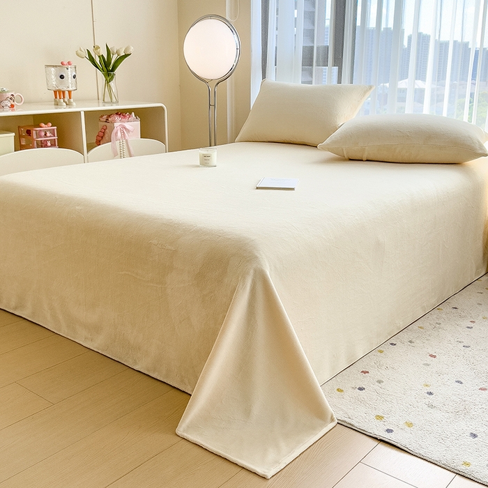 91家纺网 家纺一手货源 找家纺 丽美人家纺 2025秋冬新款牛奶绒纯色单床单 茶花白