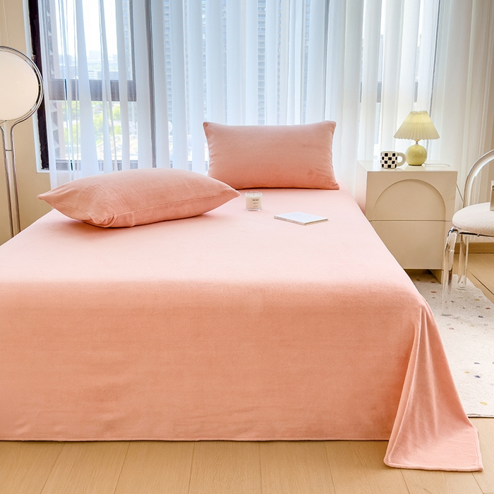 91家纺网 家纺一手货源 找家纺 丽美人家纺 2025秋冬新款牛奶绒纯色单床单 杜鹃粉