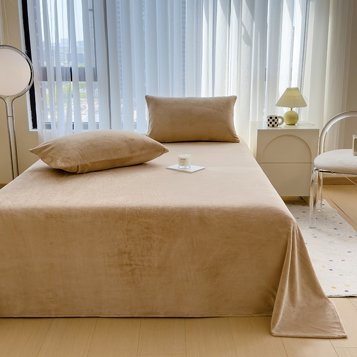 91家纺网 家纺一手货源 找家纺 丽美人家纺 2025秋冬新款牛奶绒纯色单床单 鸭嘴咖