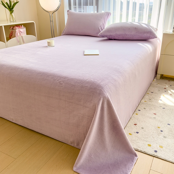 91家纺网 家纺一手货源 找家纺 丽美人家纺 2025秋冬新款牛奶绒纯色单床单 蔷薇紫