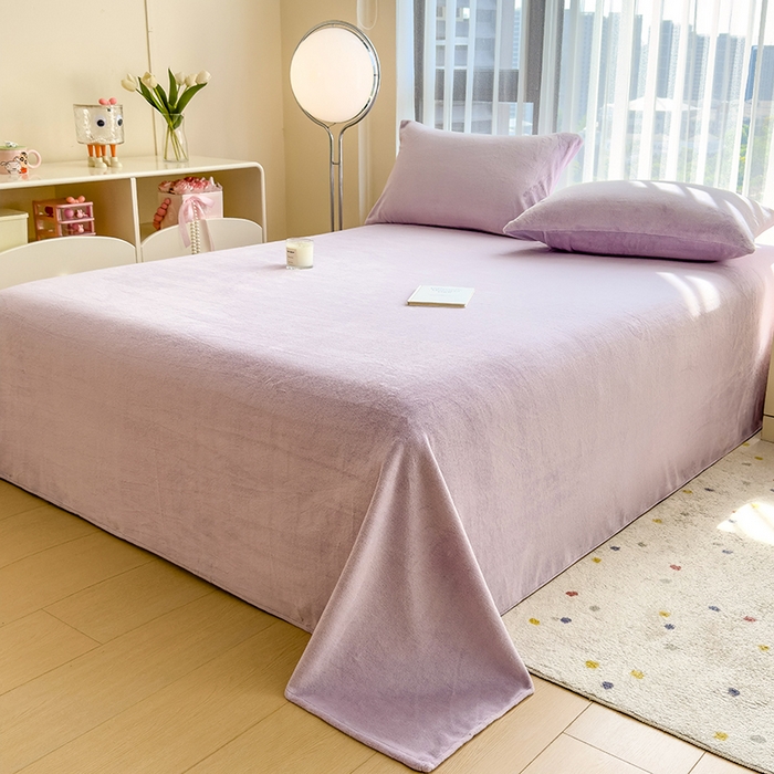 91家纺网 家纺一手货源 找家纺 丽美人家纺 2025秋冬新款牛奶绒纯色单床单 蔷薇紫