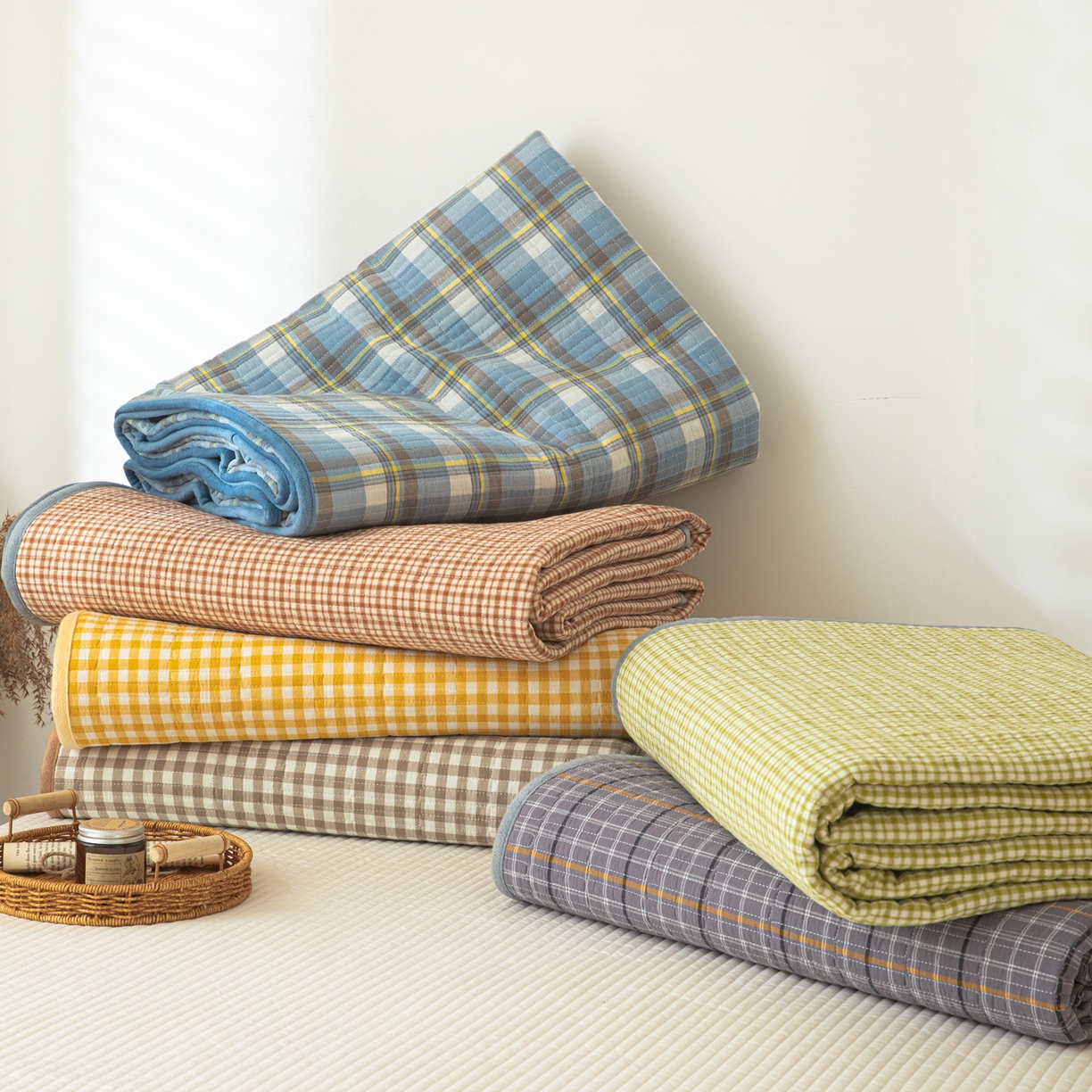 91家纺网 家纺一手货源 找家纺 简宜家居（朝初家纺） 2025新款全棉纯棉色织水洗棉床盖 组合图仅供参考