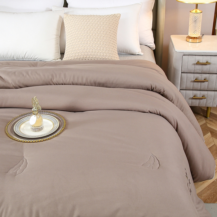 91家纺网 家纺一手货源 找家纺 （总）畅畅家纺 2025新款洛卡棉抗菌纤维亲肤大豆被春秋被冬被被芯