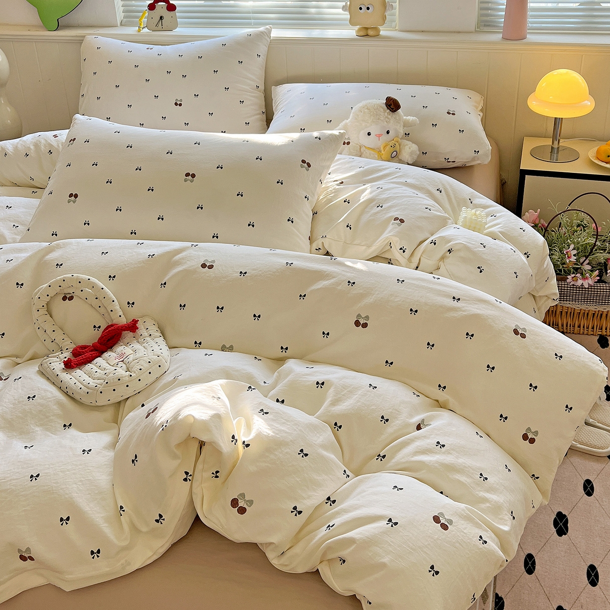 91家纺网 家纺一手货源 找家纺 优选 2025新款加厚爆款小布袋韩国古法水洗棉床单学生三件套床笠款四件套 蝴蝶结日记