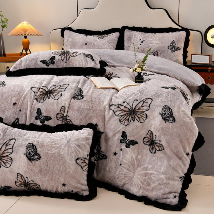 91家纺网 家纺一手货源 找家纺 畅畅家纺 2025新款冬季9斤重加厚皮草绒兔毛绒轻奢赫本风牛奶绒花边四件套 轻奢-蝴蝶