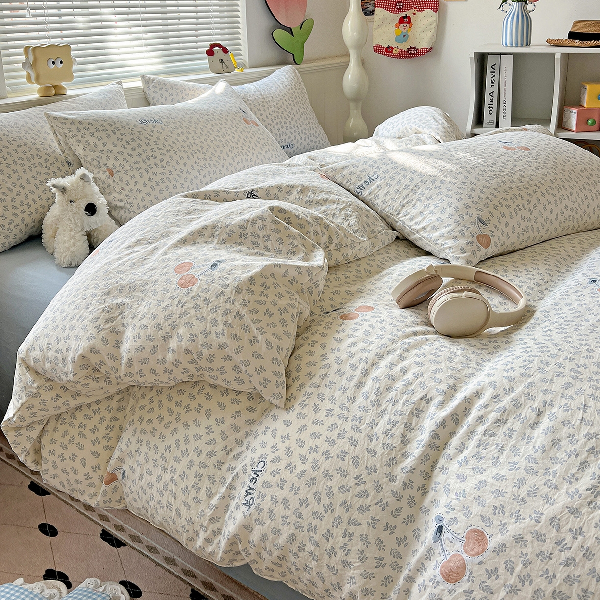 91家纺网 家纺一手货源 找家纺 暖芯优选 2025新款加厚爆款小布袋韩国古法水洗棉床单学生三件套床笠款四件套 蓝叶樱语