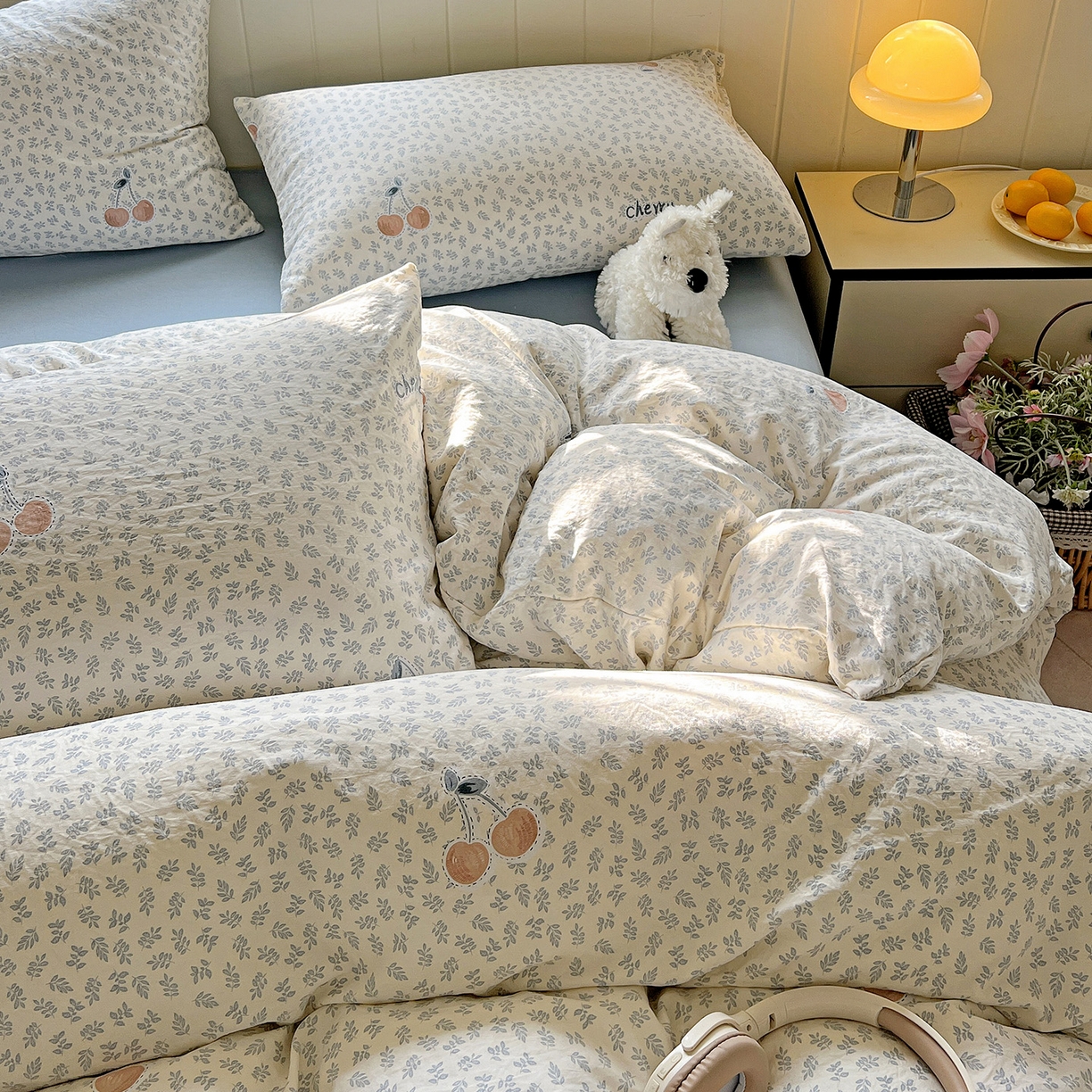 91家纺网 家纺一手货源 找家纺 暖芯优选 2025新款加厚爆款小布袋韩国古法水洗棉床单学生三件套床笠款四件套 蓝叶樱语