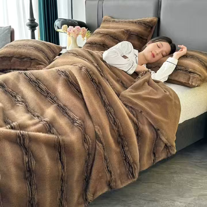 91家纺网 家纺一手货源 找家纺 肖恩毯业 2025新款轻奢大金狐貂绒毯云锦绒毛毯仿裘皮毯加厚保暖高品高质顺滑长毛绒盖毯毯子 大金狐貂绒毯-精英咖