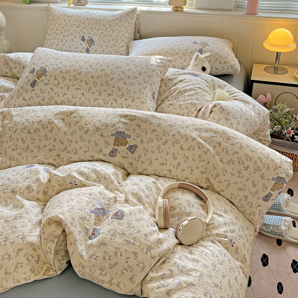 91家纺网 家纺一手货源 找家纺 暖芯优选 2025新款加厚爆款小布袋韩国古法水洗棉床单学生三件套床笠款四件套 碎花喵语