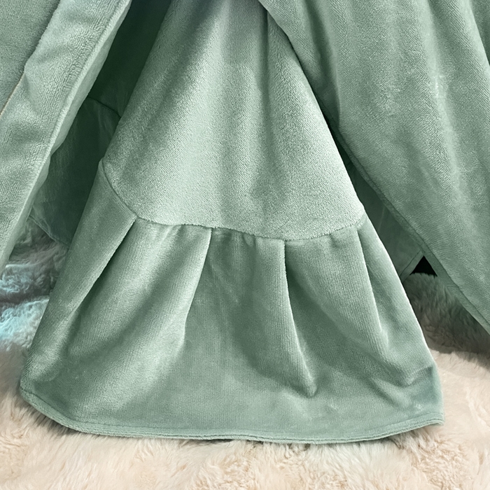 91家纺网 家纺一手货源 找家纺 畅畅家纺 2025新款冬季牛奶绒绣花绒四件套 芳华-湖兰