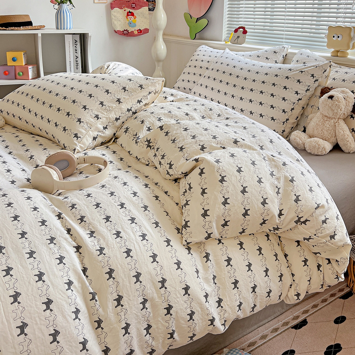 91家纺网 家纺一手货源 找家纺 暖芯优选 2025新款加厚爆款小布袋韩国古法水洗棉床单学生三件套床笠款四件套 小马漫步